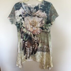 Variations Multicolored Top With Rivets Cap Sleeves Size Large